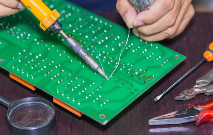 Circuit Board Assembly Method Through-hole