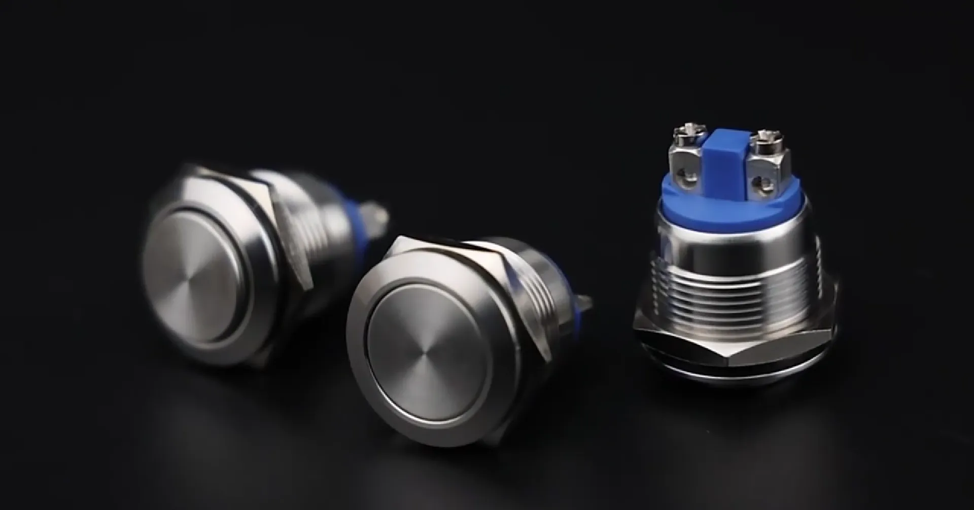 Key Components of a Mini Push Button Switch